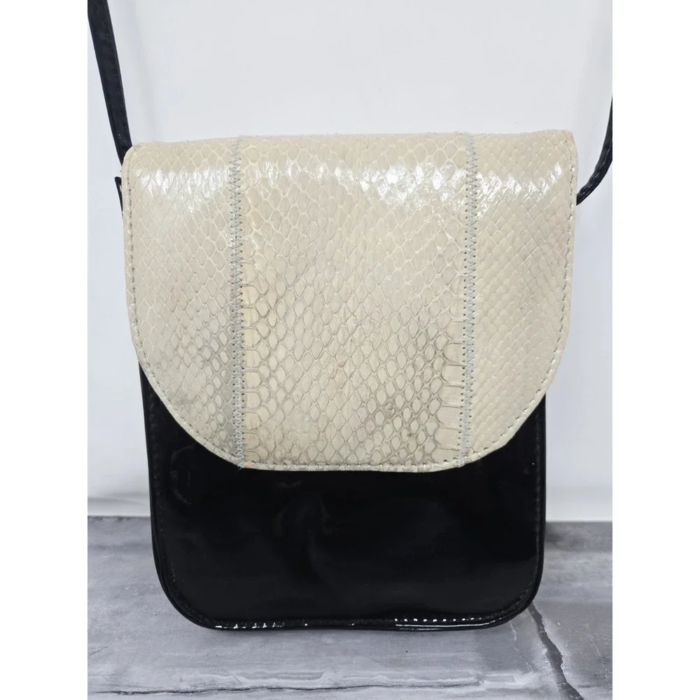 Vintage Morgan‎ Taylor White Black Snakeskin Leather Bag Embellishment